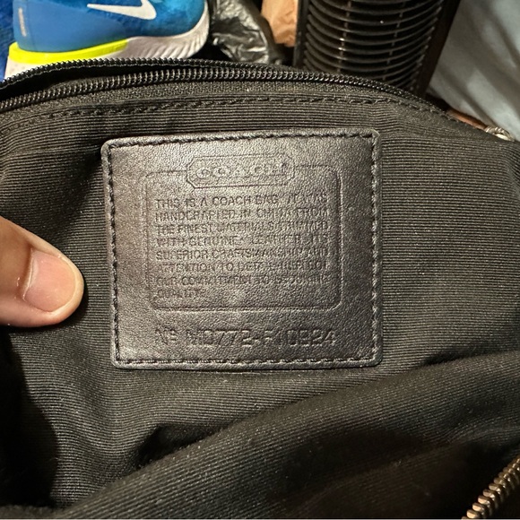 Coach - Picture 10 of 10